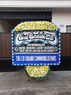 Papan Bunga Duka di Ngampilan